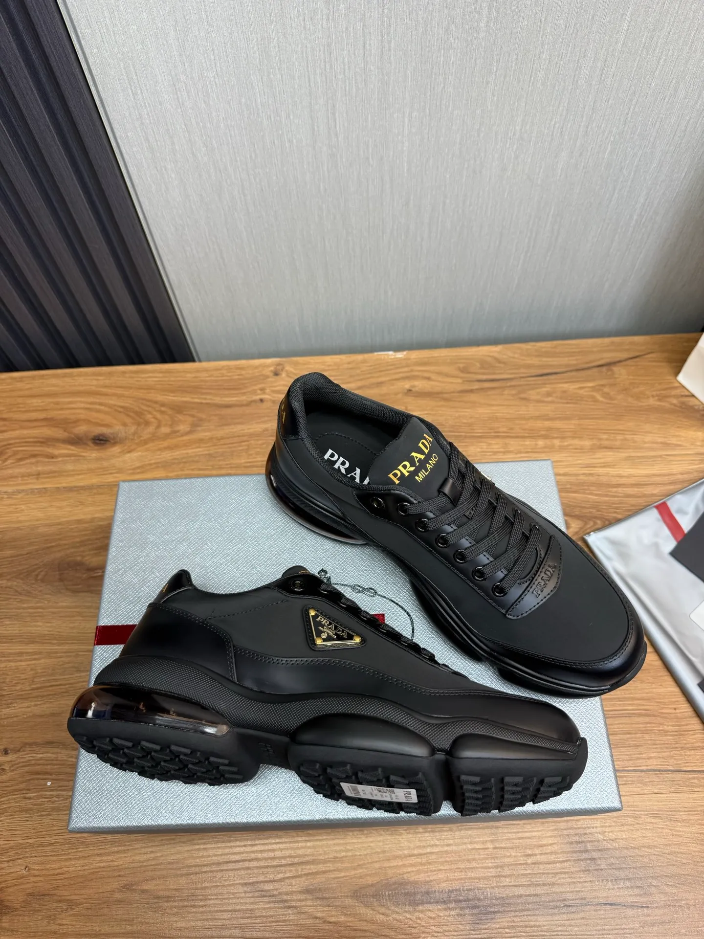 Men's shoes 💰660💰 [PRADA] Men's shoes are popular in the counter, official website is synchronized, 1 high-quality shipment ✔️Original cowhide upper + cowhide lining, 1🆚1 replica, original sole, 38-45 (45 customized, non-refundable)